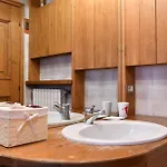 Apartmán Beautiful 3 Bedroom Flat In Cortina With Car Park *