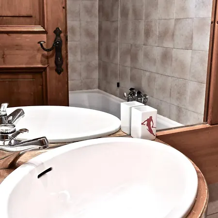 Beautiful 3 Bedroom Flat In Cortina With Car Park Apartmán Cortina dʼAmpezzo