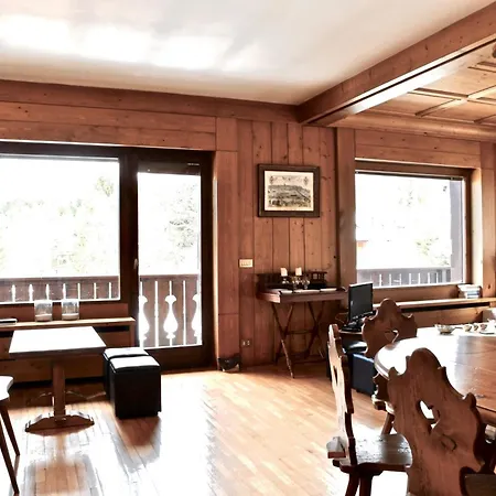 Apartmán Beautiful 3 Bedroom Flat In Cortina With Car Park Cortina dʼAmpezzo
